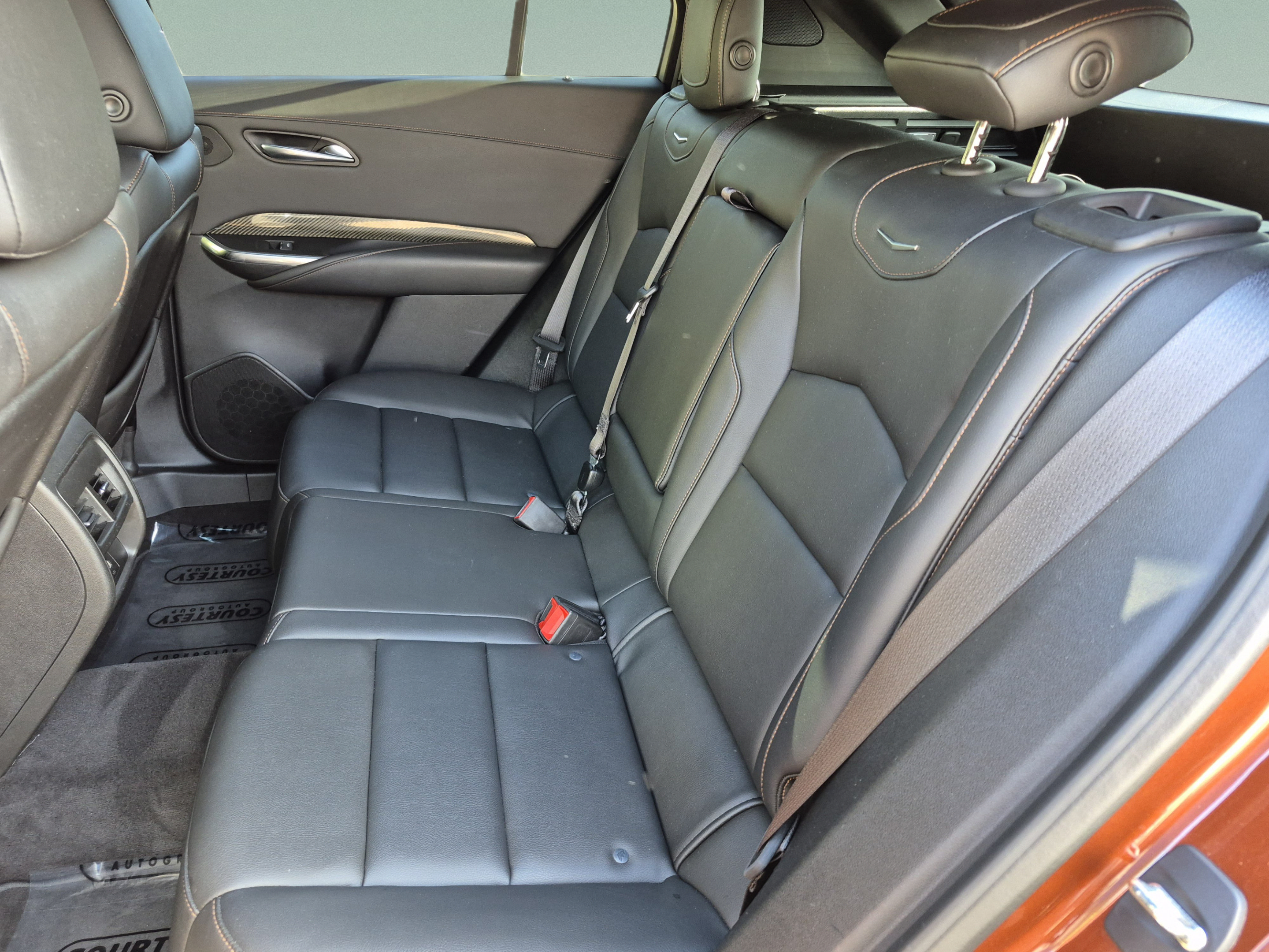 Used 2020 Cadillac XT4 Sport w/ Driver Awareness Package FWD image 17