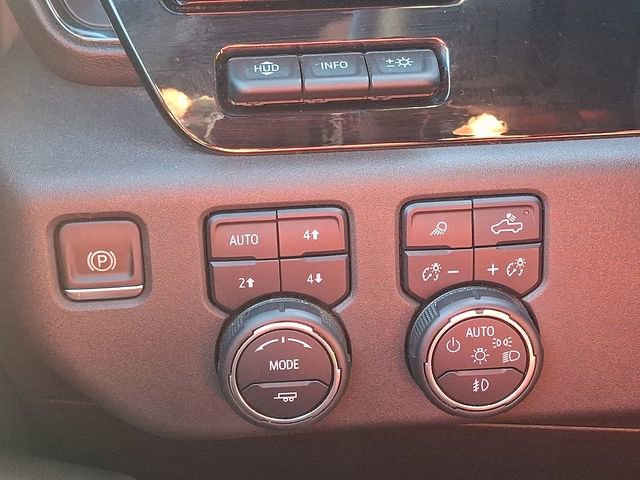 Used 2024 Chevrolet Silverado 1500 ZR2 w/ Technology Package image 24