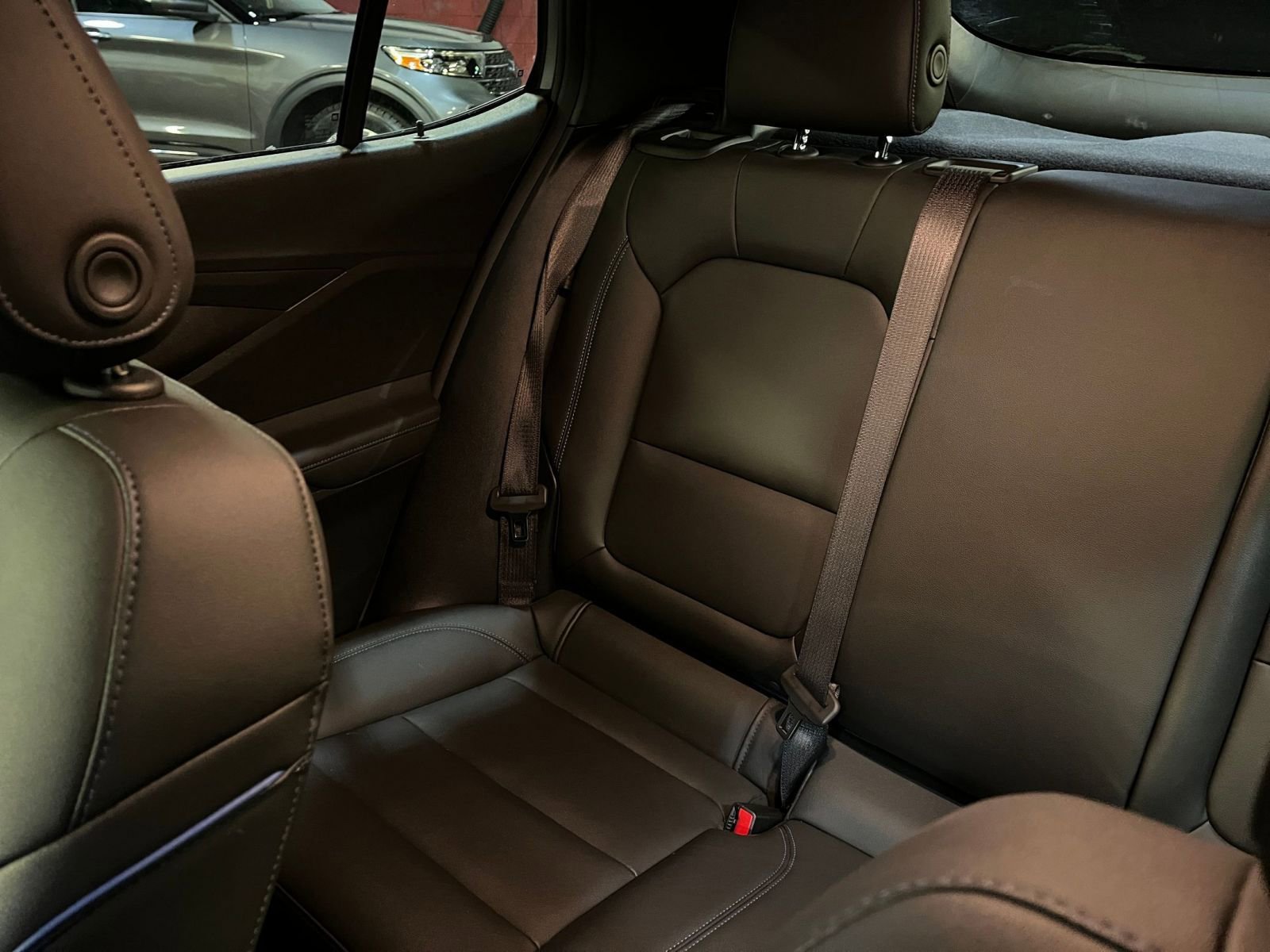 Used 2025 Buick Envista Sport Touring image 38