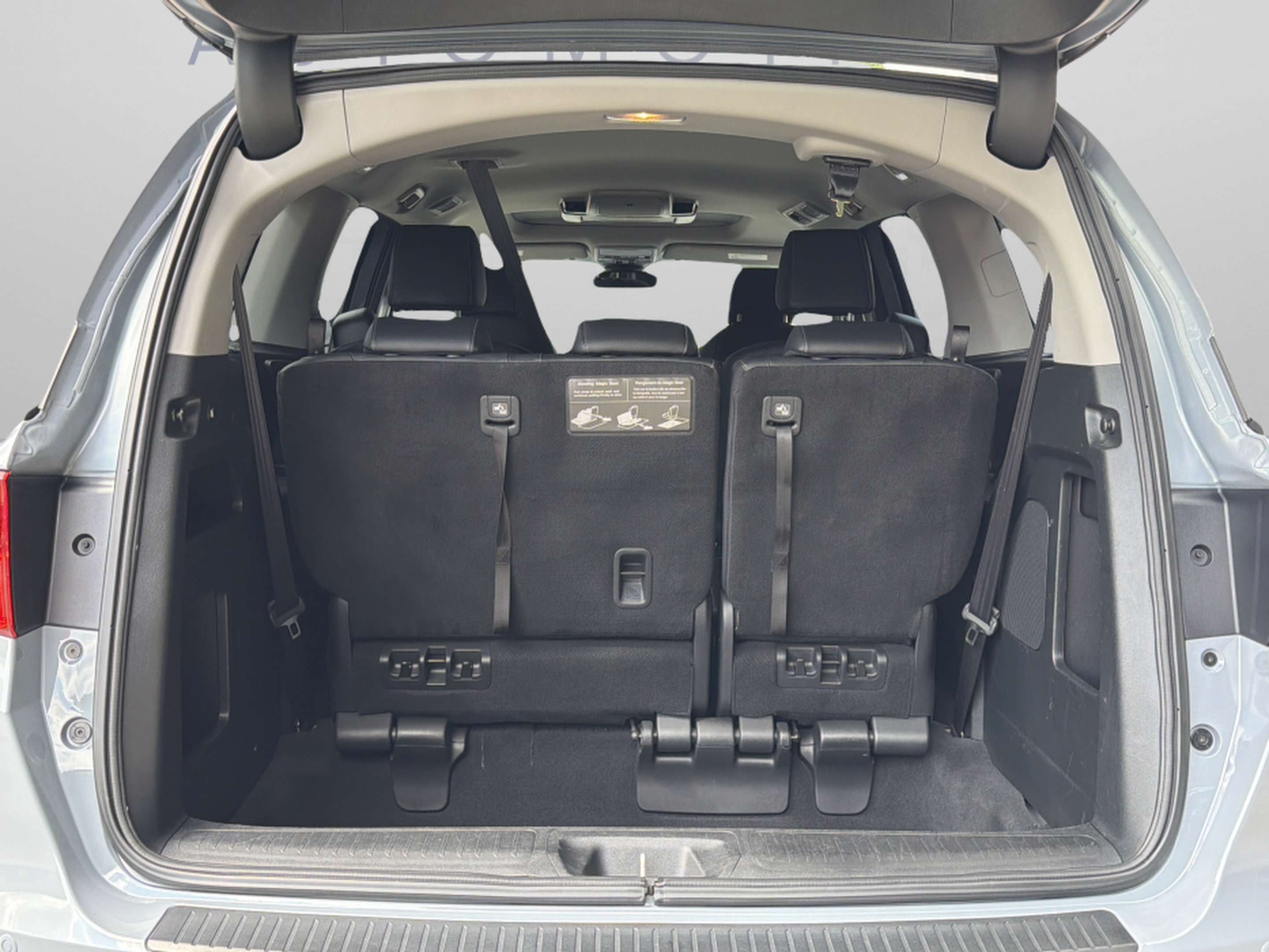 Used 2024 Honda Odyssey Touring image 32
