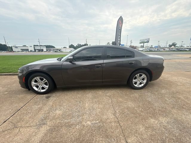 Used 2021 Dodge Charger SXT w/ Leather Interior Group RWD image 5