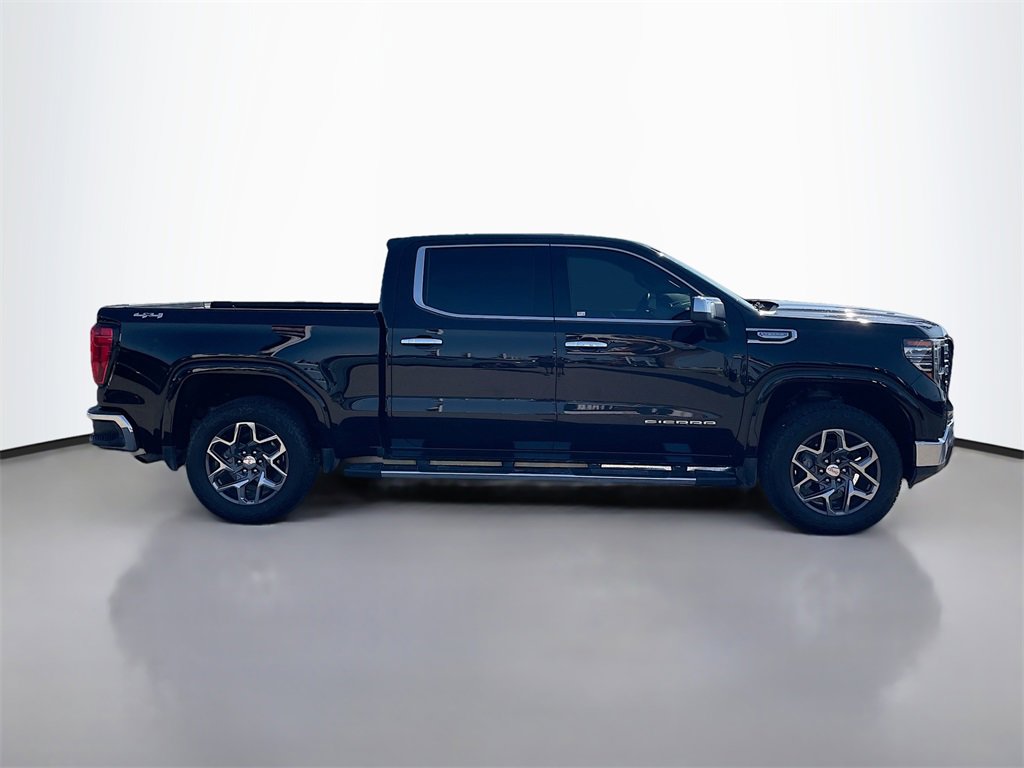 Used 2022 GMC Sierra 1500 SLT image 8