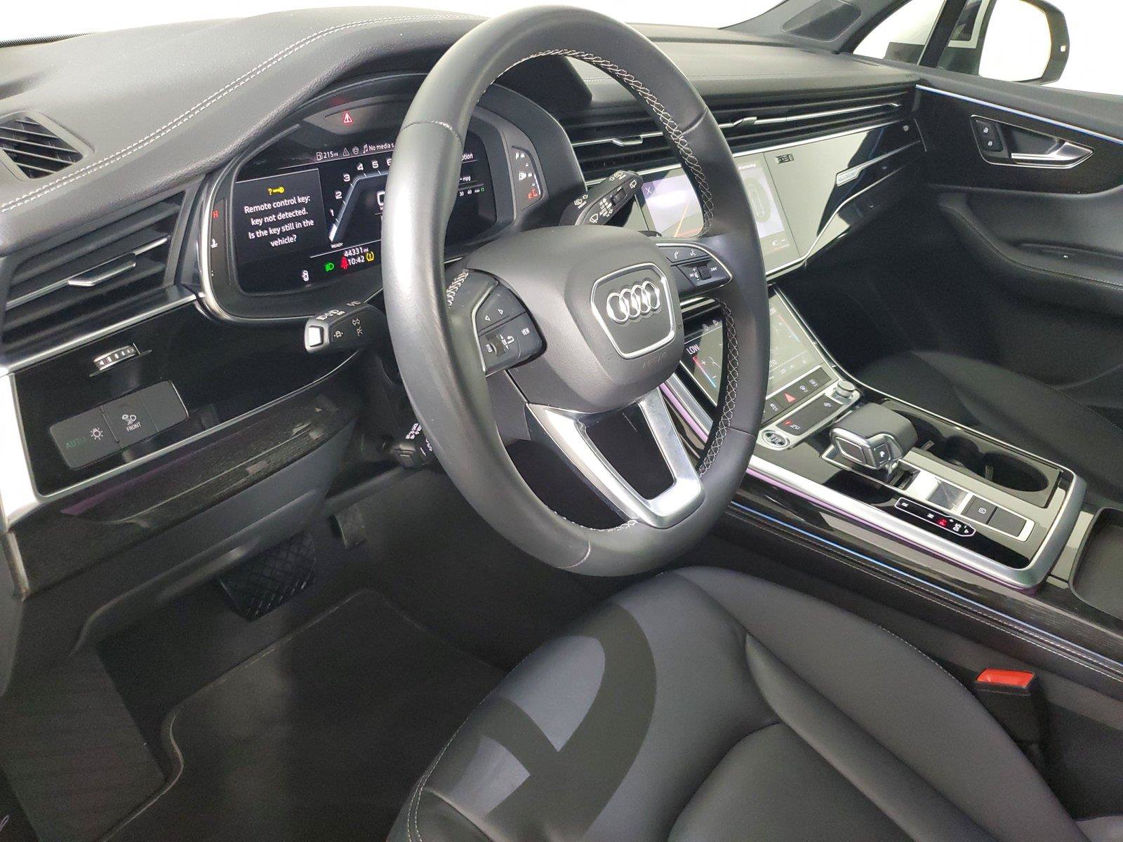 Used 2025 Audi Q7 3.0T Premium Plus AWD/4WD image 23