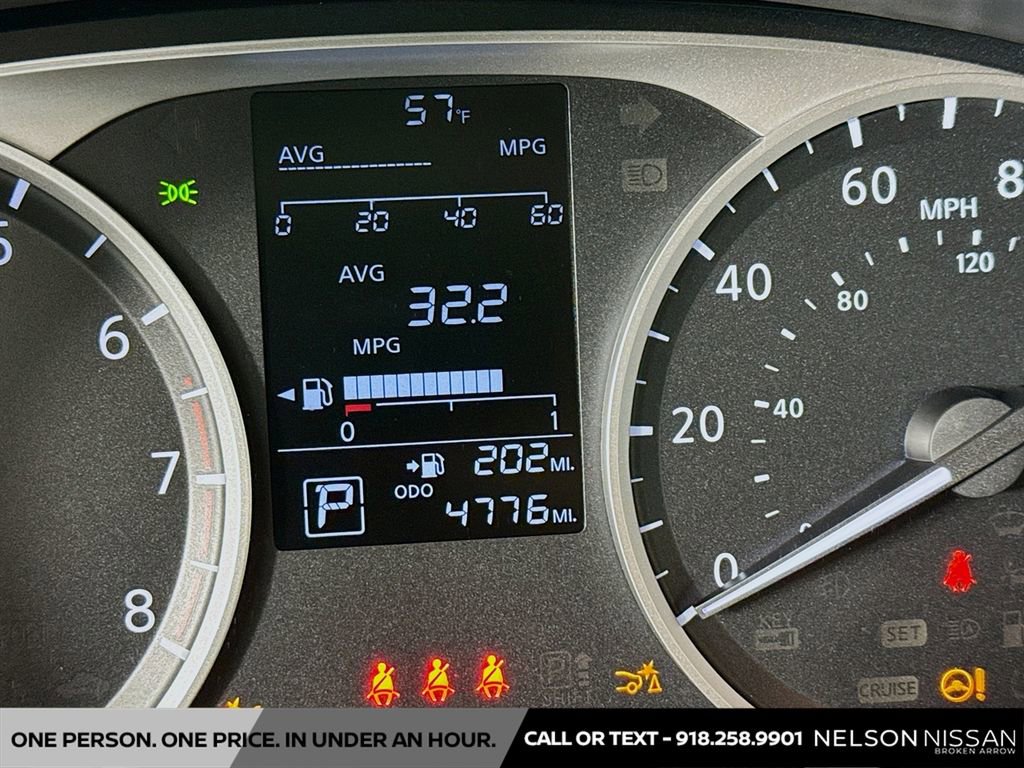 Certified 2025 Nissan Kicks Play S image 12