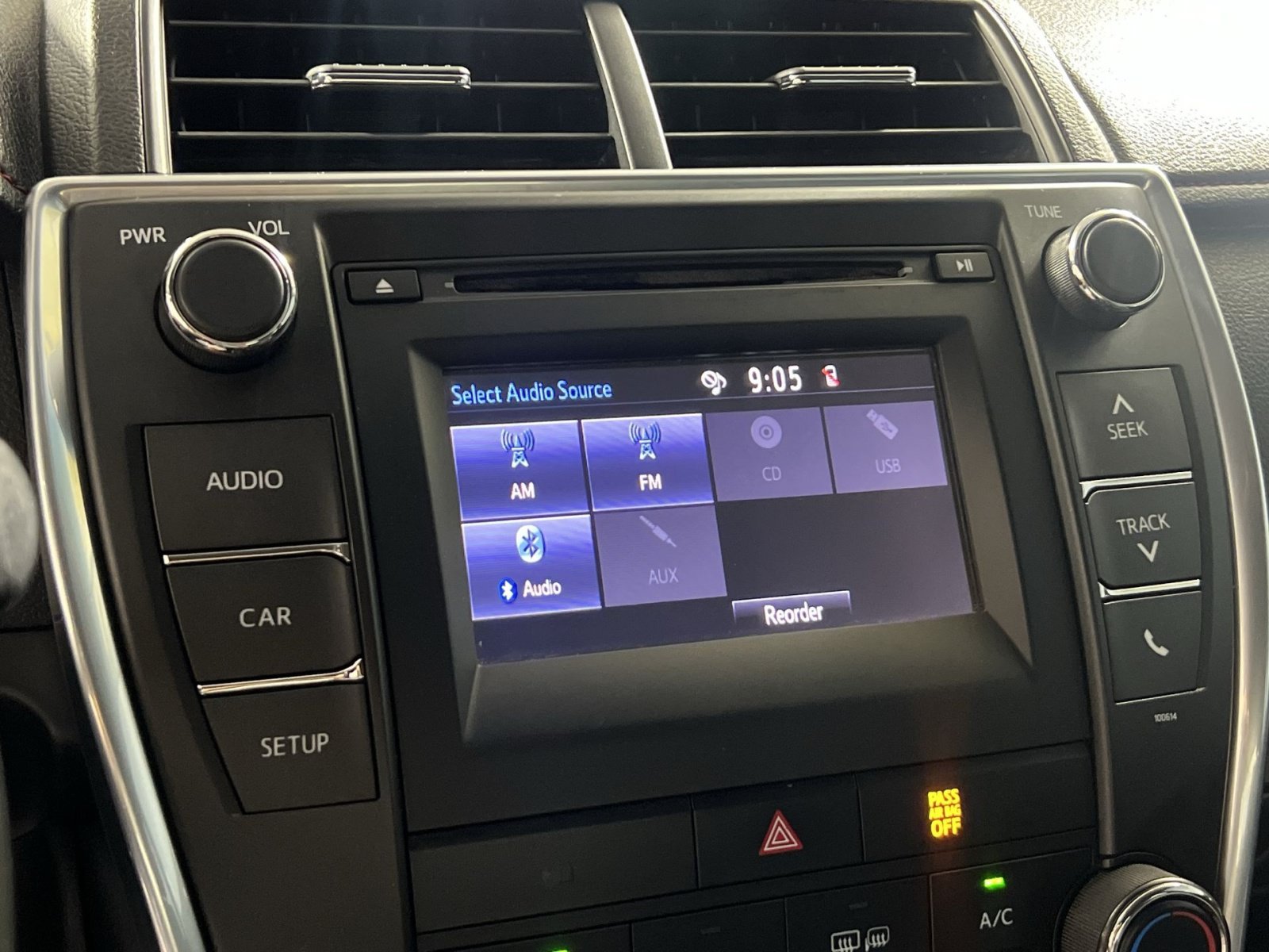 Used 2016 Toyota Camry SE FWD image 15