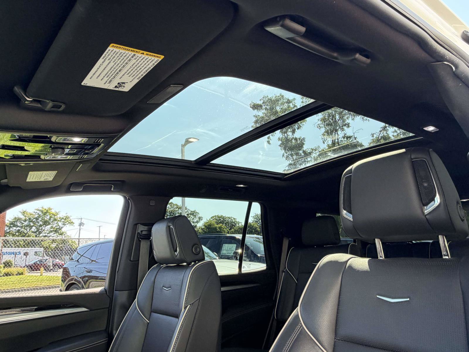 Certified 2025 Cadillac Escalade Sport w/ LPO, ONYX Package AWD/4WD image 11