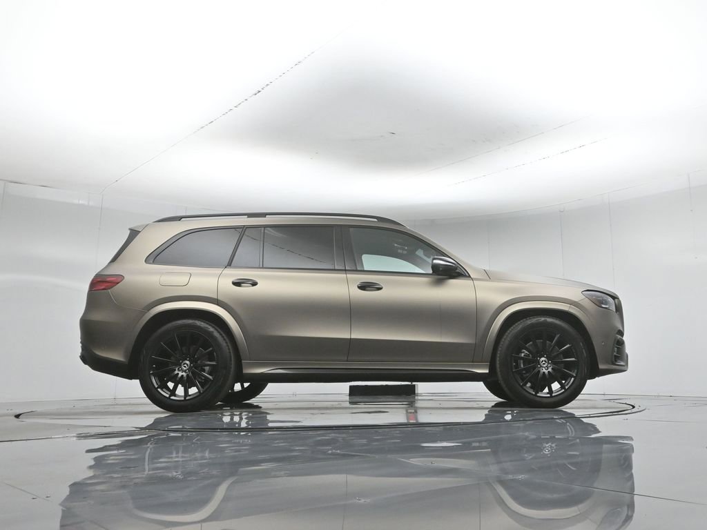 Used 2025 Mercedes-Benz GLS 450 4MATIC image 49