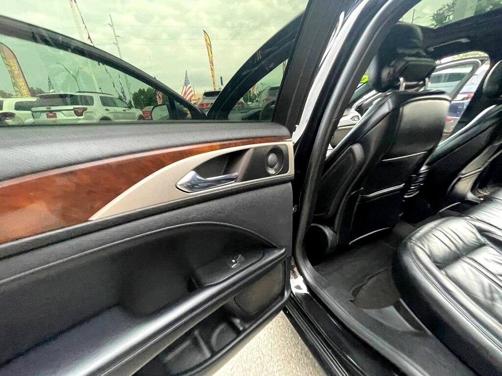 Used 2019 Lincoln MKZ Reserve image 10