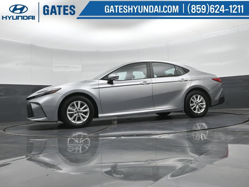Used 2025 Toyota Camry LE FWD image 42