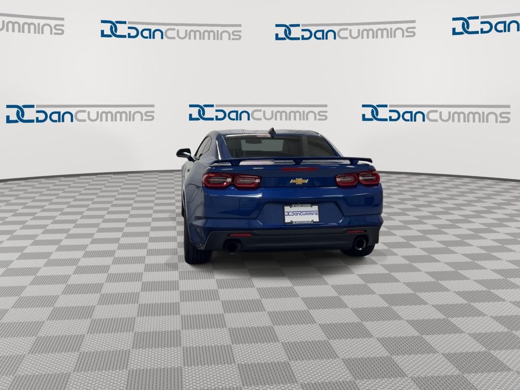 Used 2019 Chevrolet Camaro LT RWD image 7