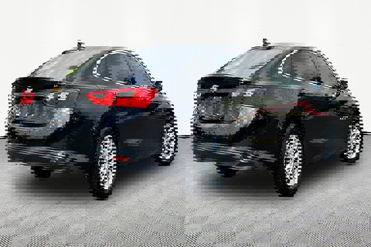 Used 2016 Chevrolet Malibu LT image 6