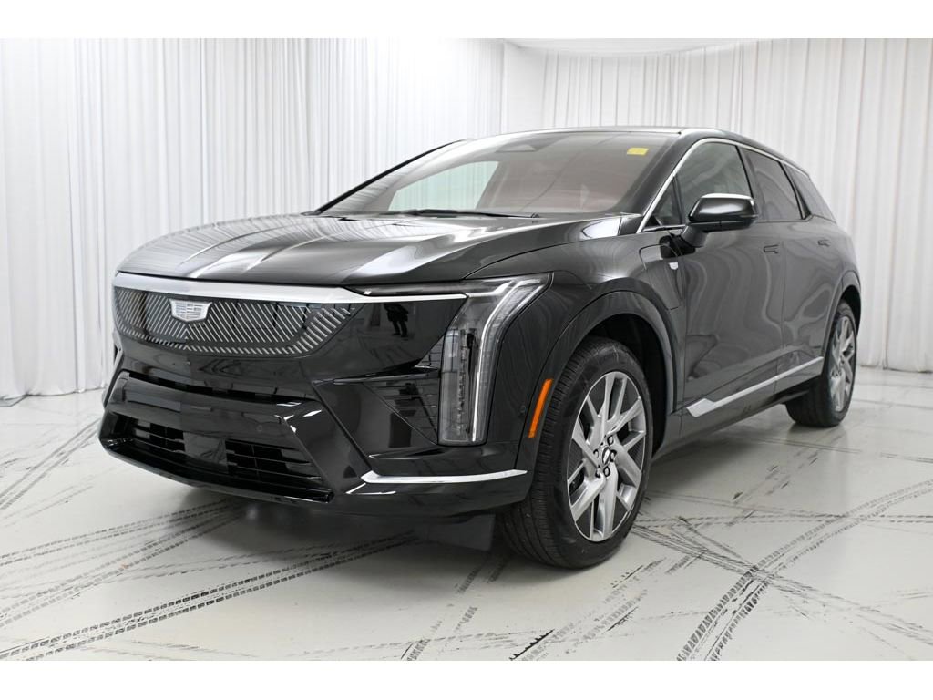 New 2026 Cadillac Optiq Luxury 2 image 4