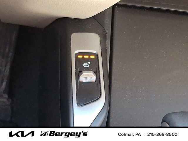 Used 2023 Kia Sorento S w/ Panoramic Sunroof Package image 29