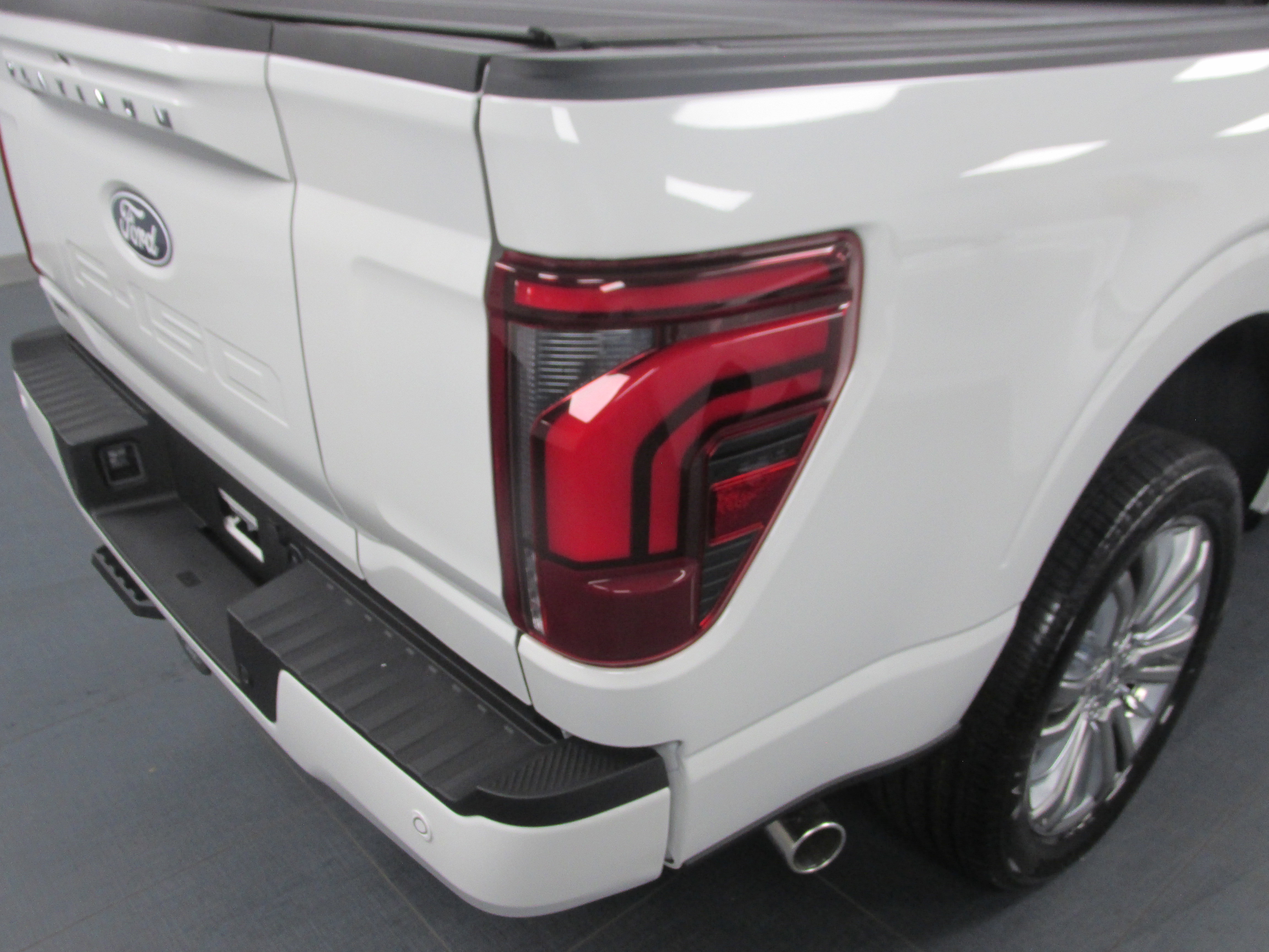 New 2025 Ford F150 Platinum image 10
