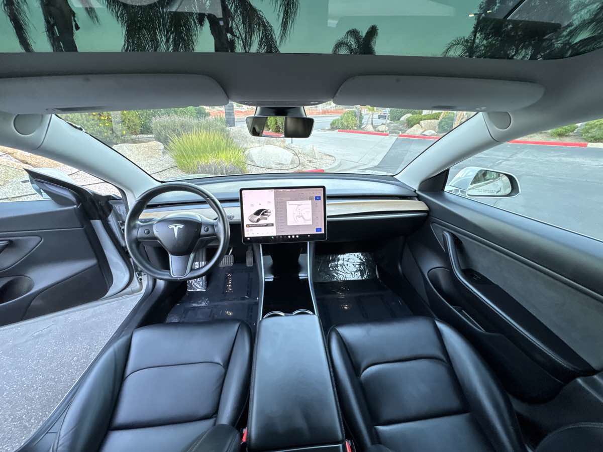 Used 2018 Tesla Model 3 Long Range image 6