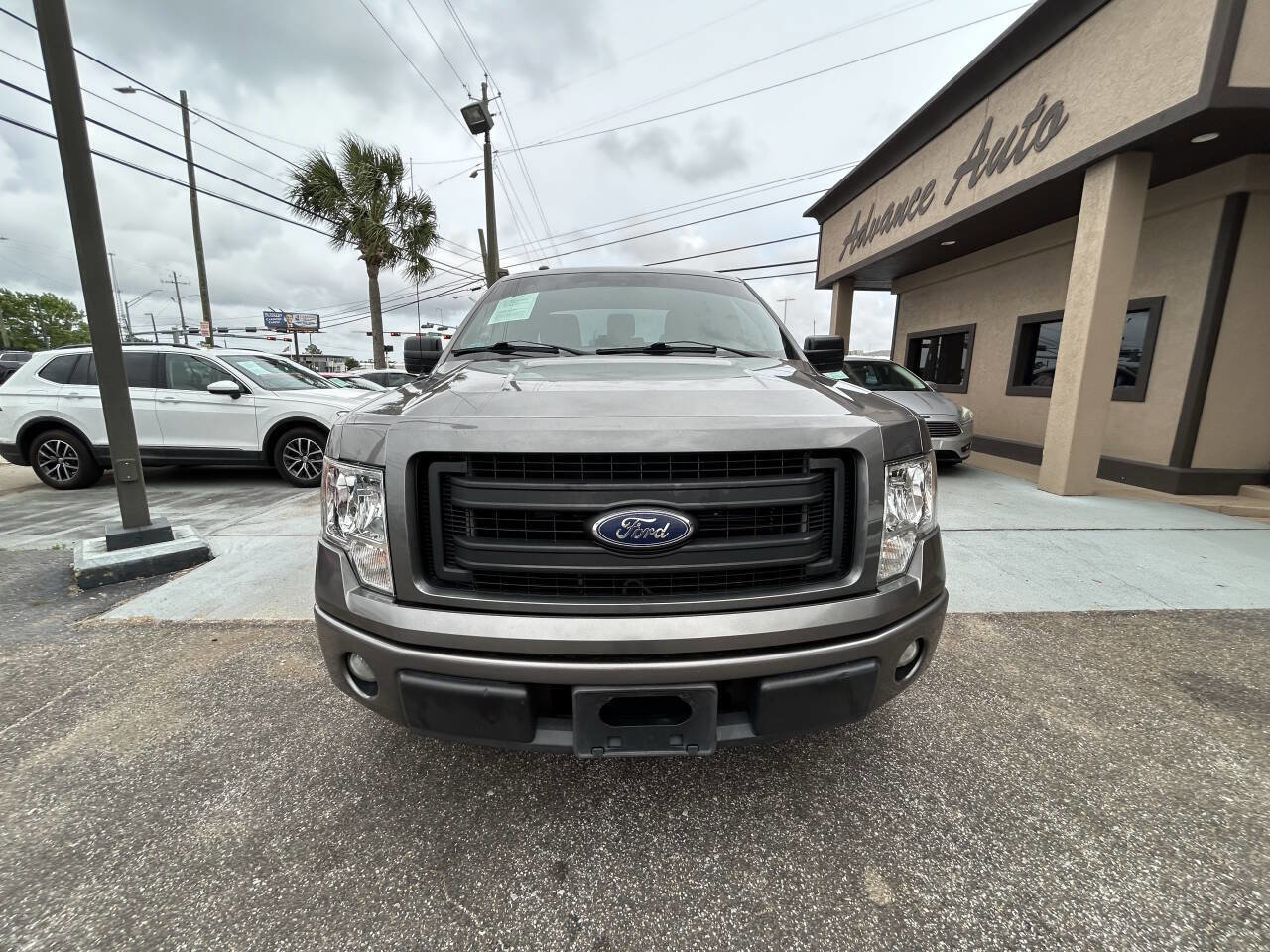 Used 2013 Ford F150 STX w/ Mid Equipment Group RWD image 2