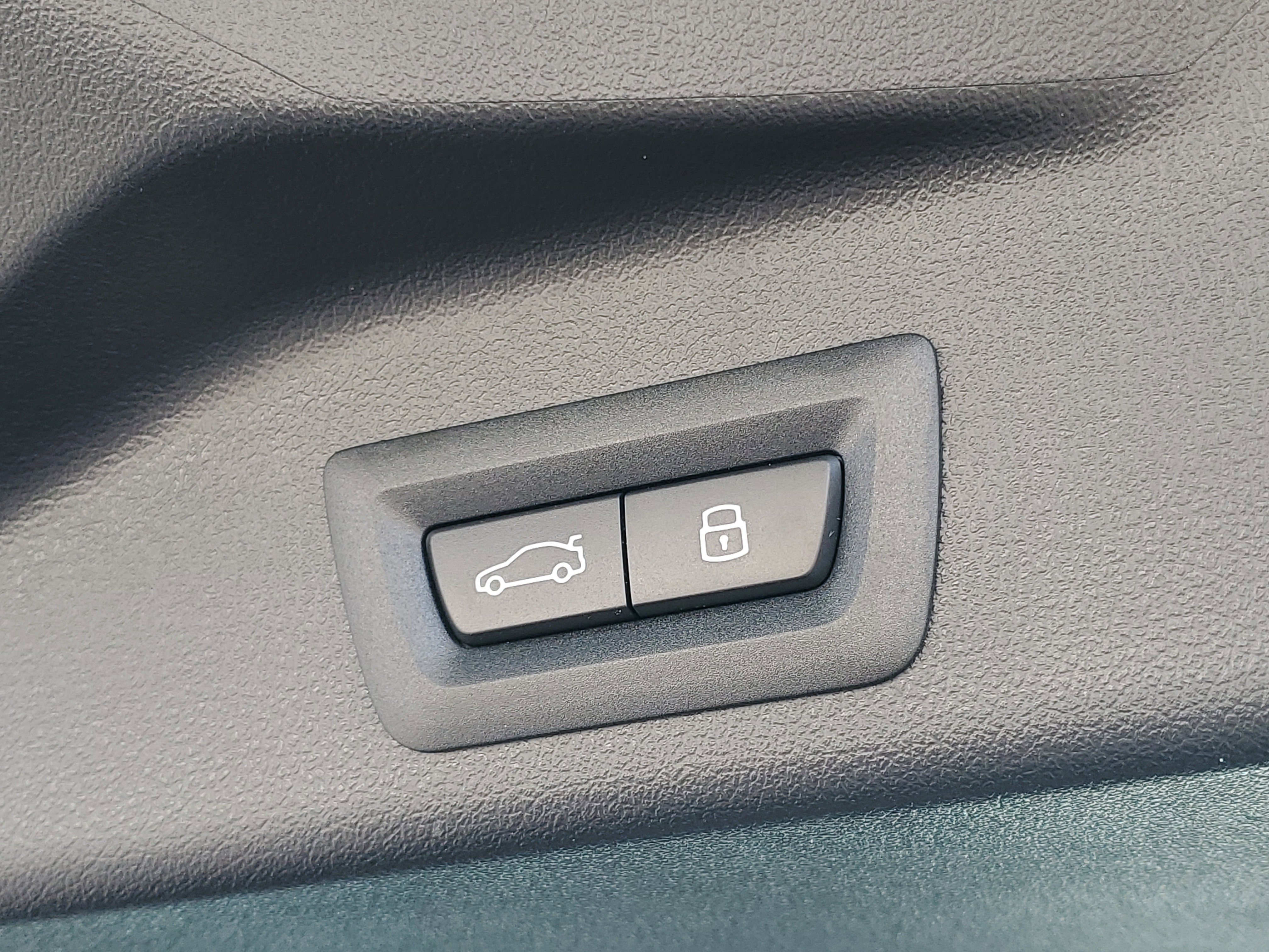 New 2026 BMW X5 xDrive40i w/ M Sport Package image 28