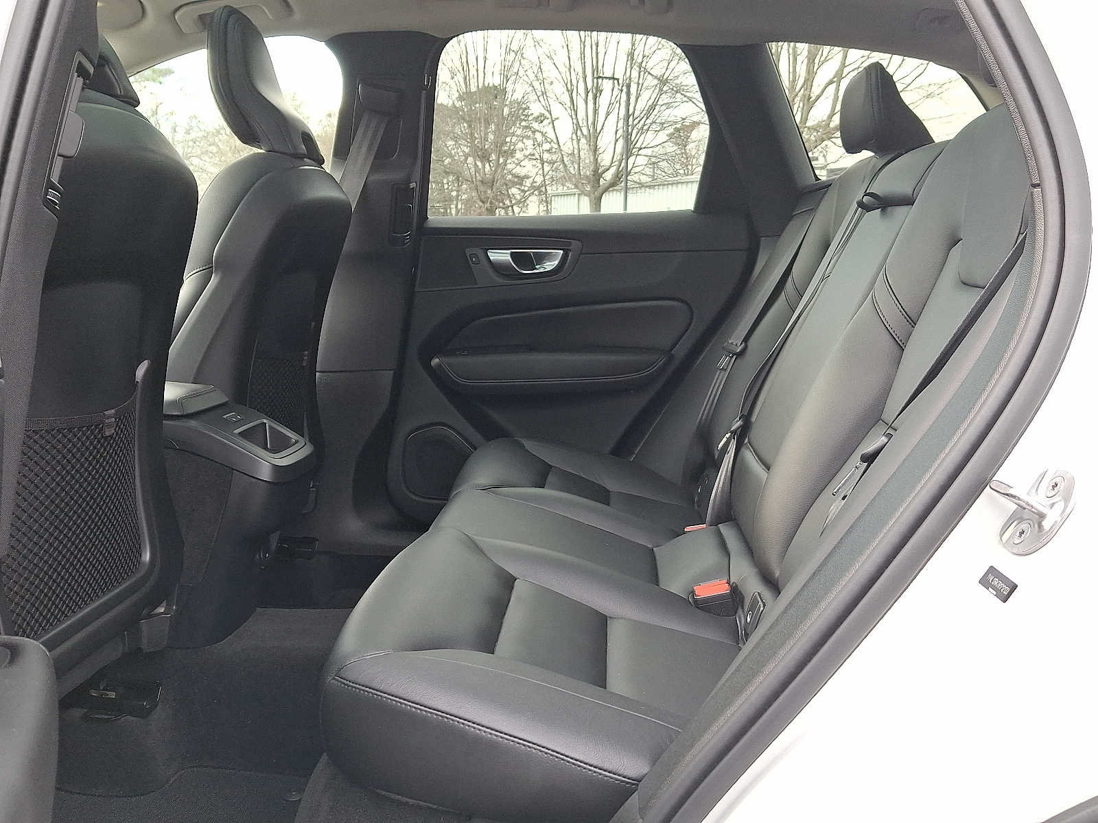 Used 2024 Volvo XC60 B5 Core w/ Climate Package AWD/4WD image 12