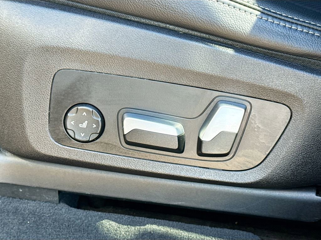 Used 2023 BMW X3 sDrive30i w/ Convenience Package image 25