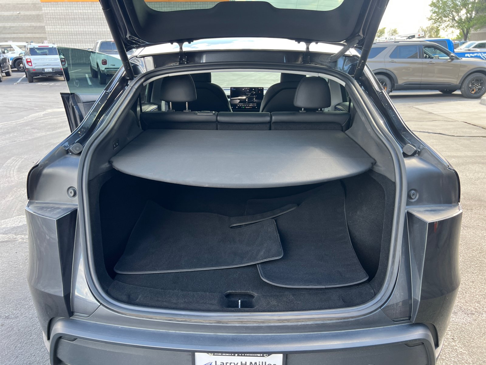 Used 2026 Tesla Model Y Long Range AWD/4WD image 25