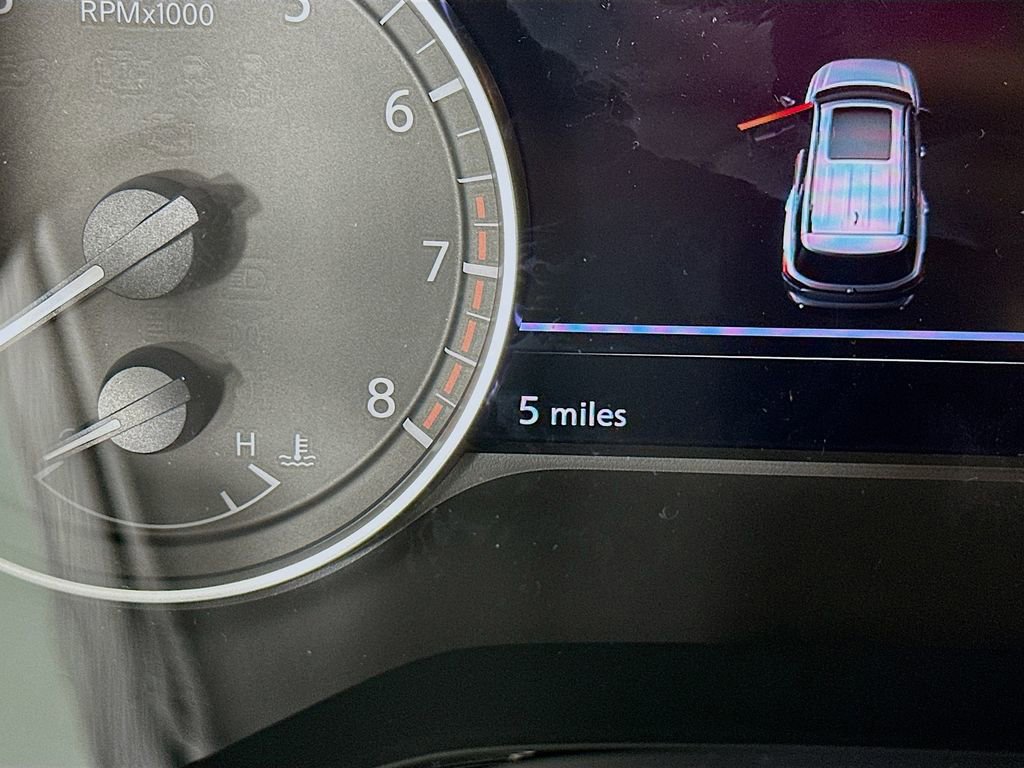 New 2026 Nissan Pathfinder SV image 17