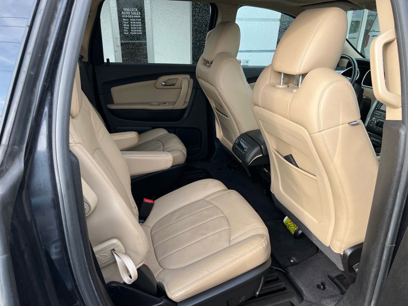 Used 2010 Chevrolet Traverse LTZ image 11