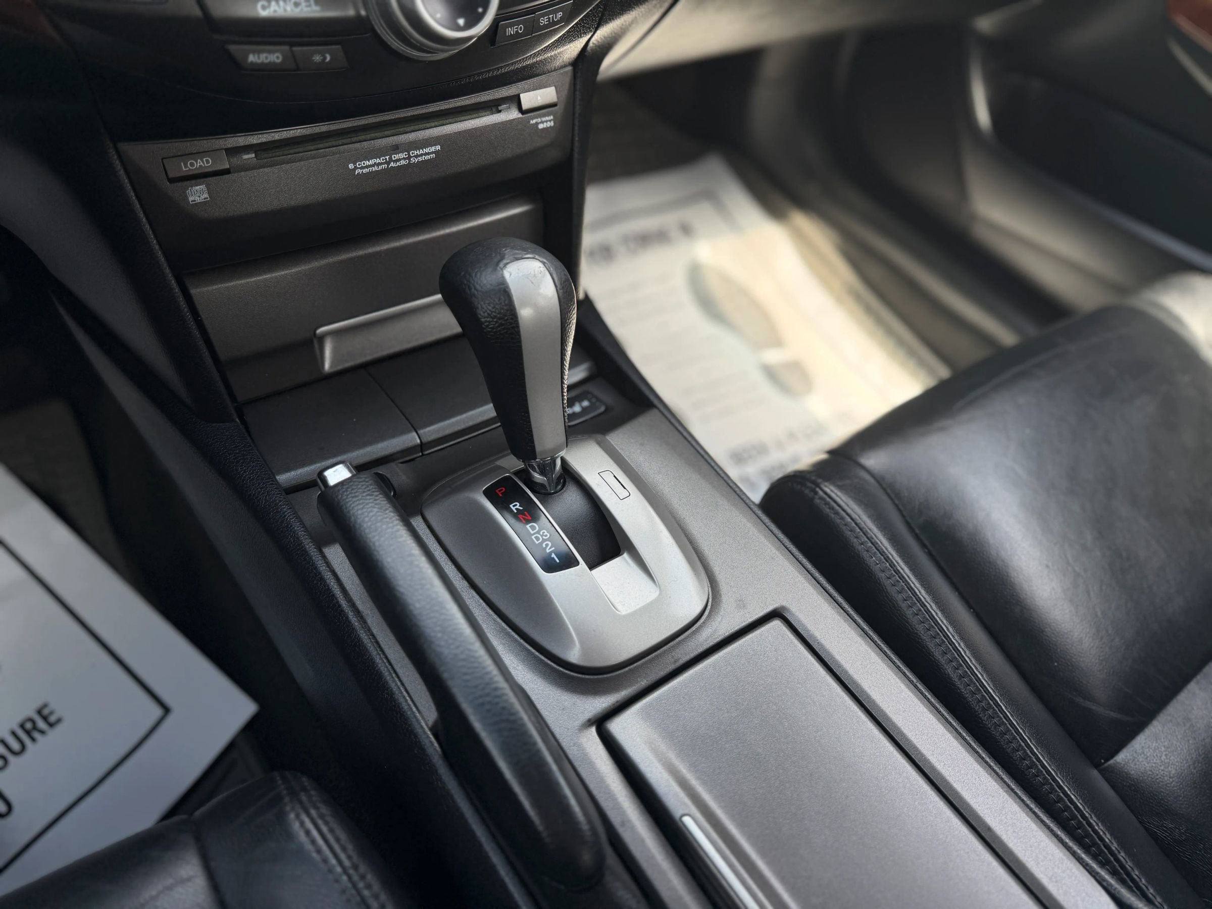 Used 2011 Honda Accord EX-L image 25