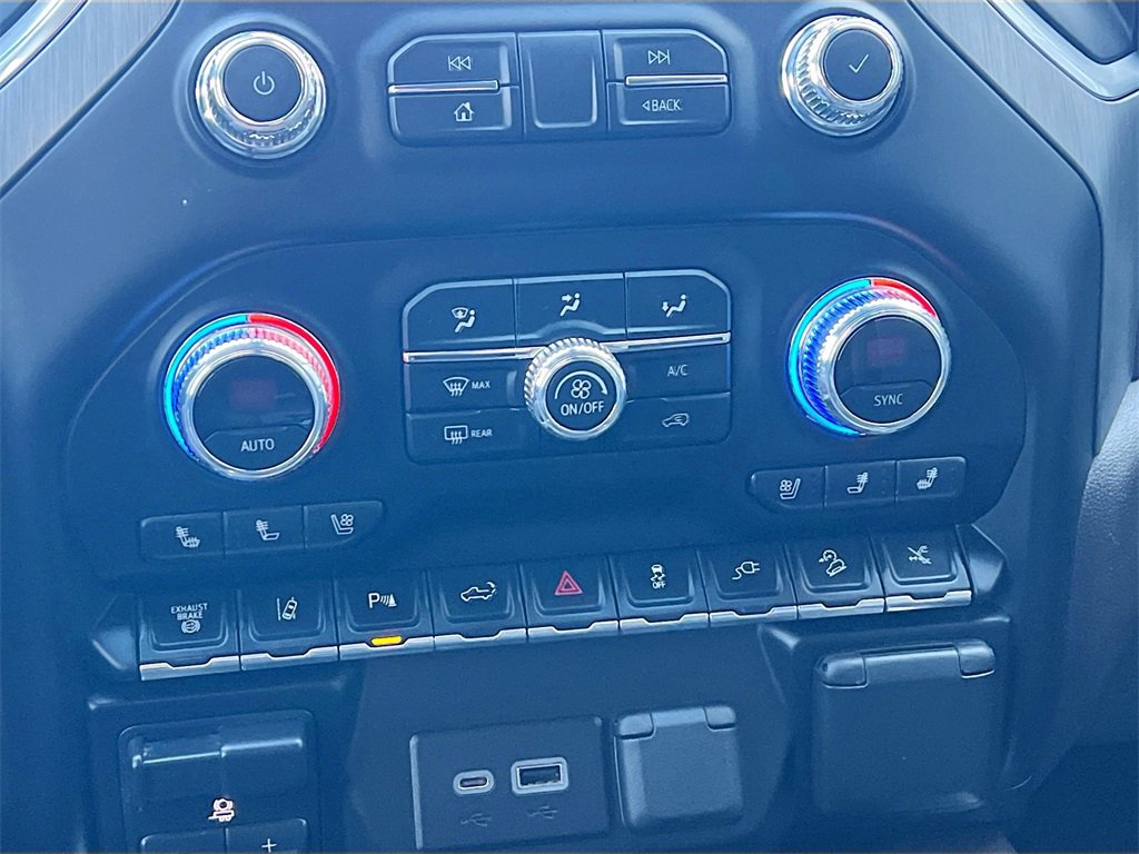 Used 2021 GMC Sierra 2500 Denali w/ Denali Ultimate Package image 16