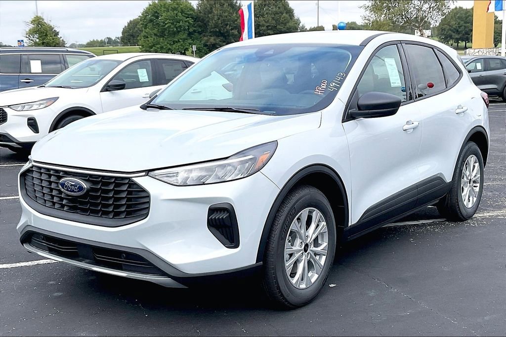 New 2026 Ford Escape Active image 2