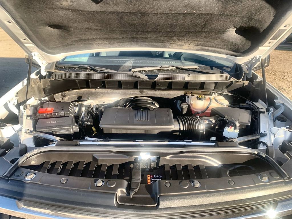 Certified 2025 Chevrolet Silverado 1500 LT image 28