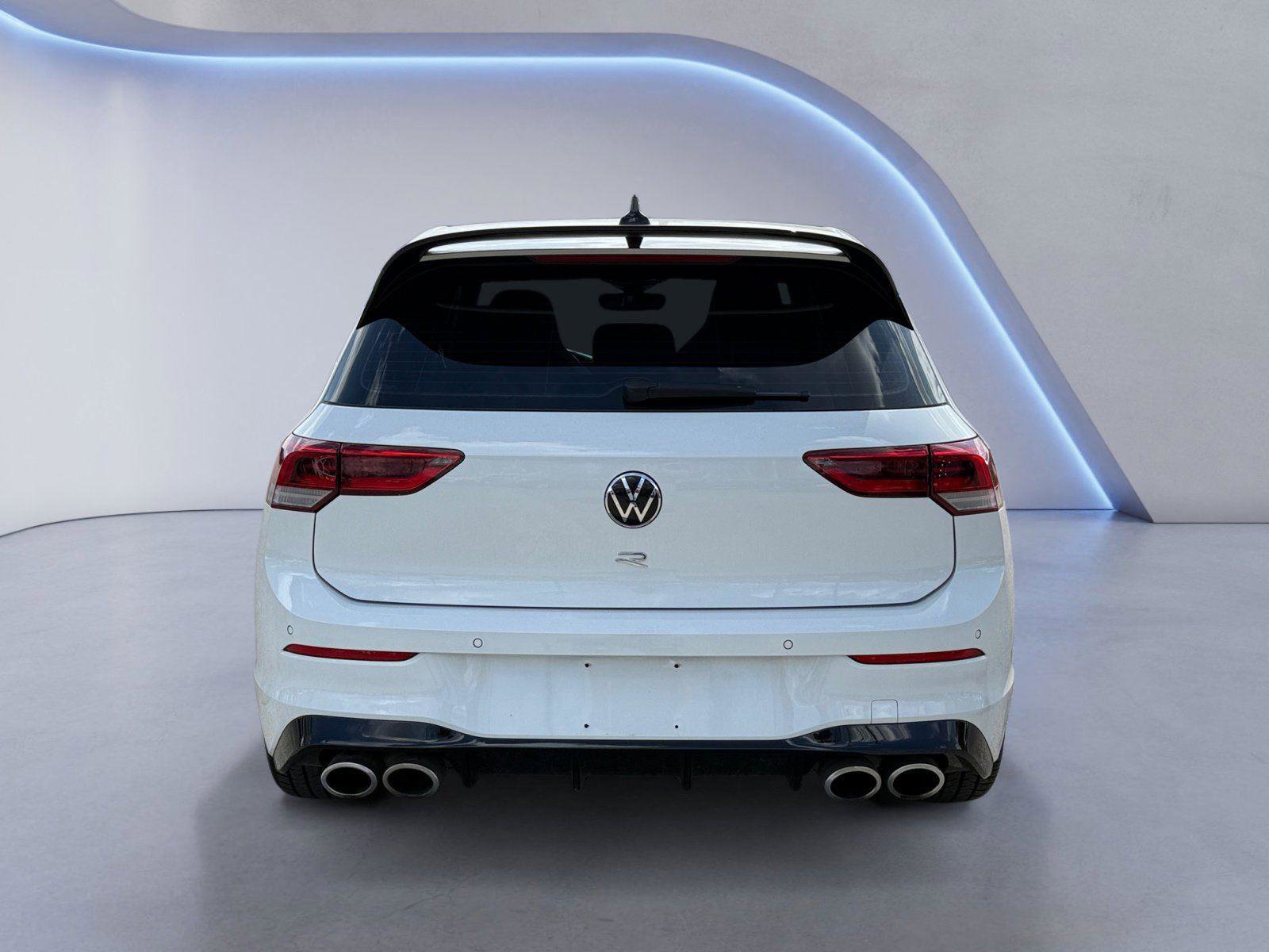 Used 2022 Volkswagen Golf R image 4