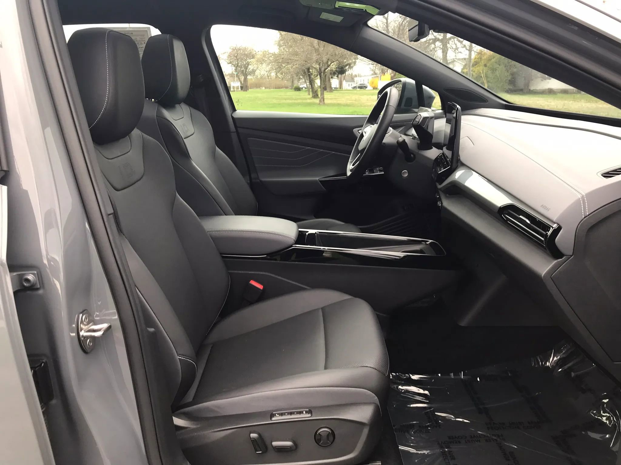 Used 2023 Volkswagen ID.4 Pro S Plus image 49