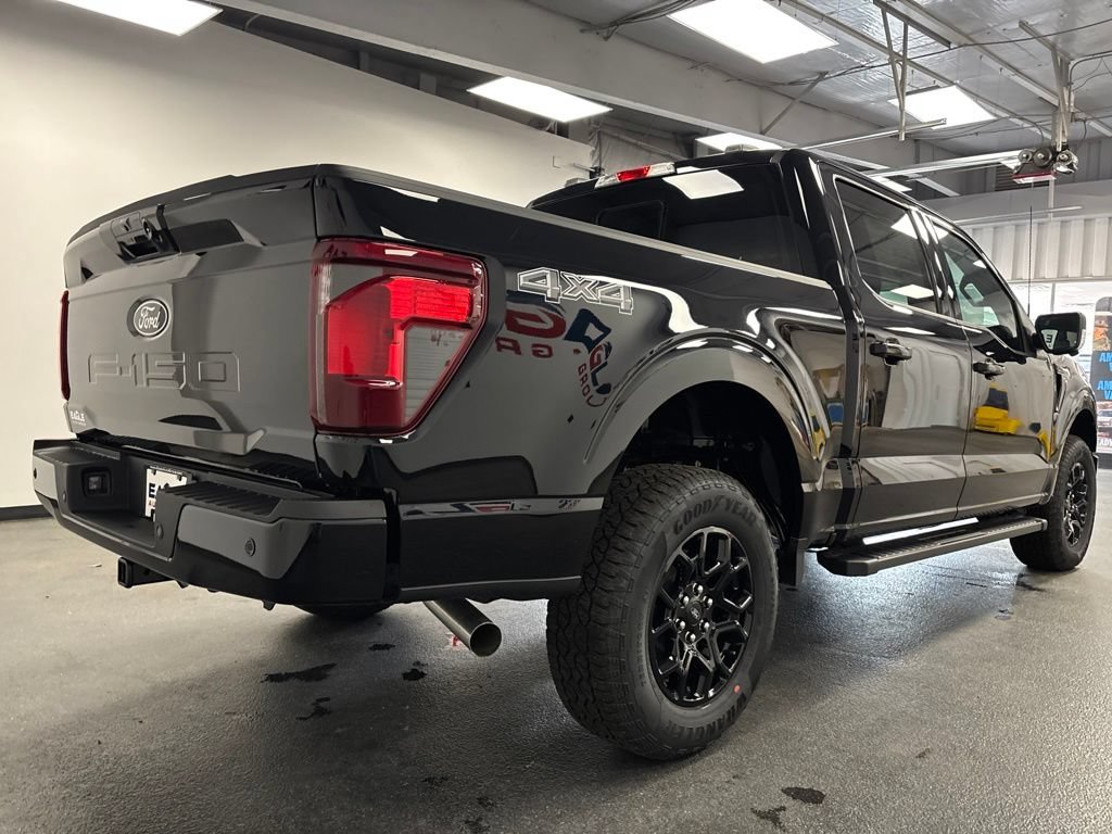 New 2026 Ford F150 XLT w/ Equipment Group 302A MID AWD/4WD image 10