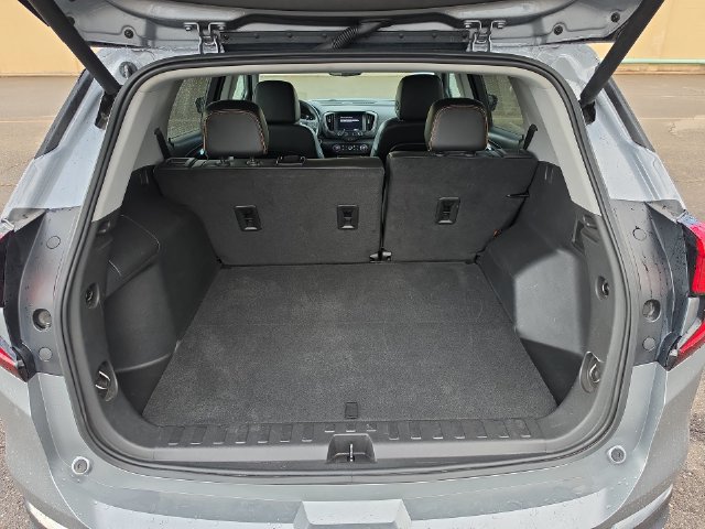 Used 2024 GMC Terrain AT4 w/ Tech Package AWD/4WD image 20