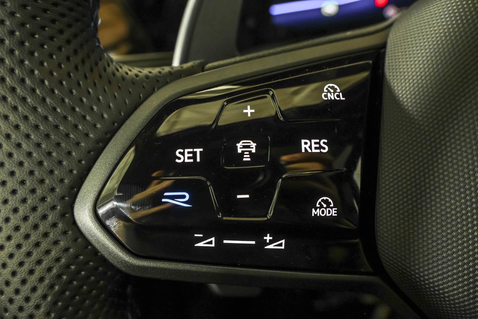 New 2026 Volkswagen Golf AWD/4WD image 24