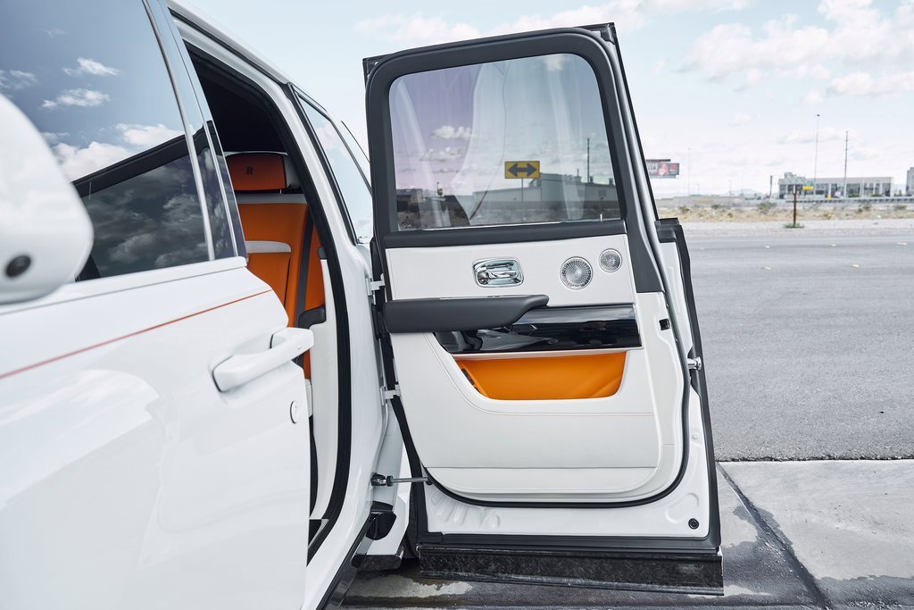 Used 2026 Rolls-Royce Cullinan image 33