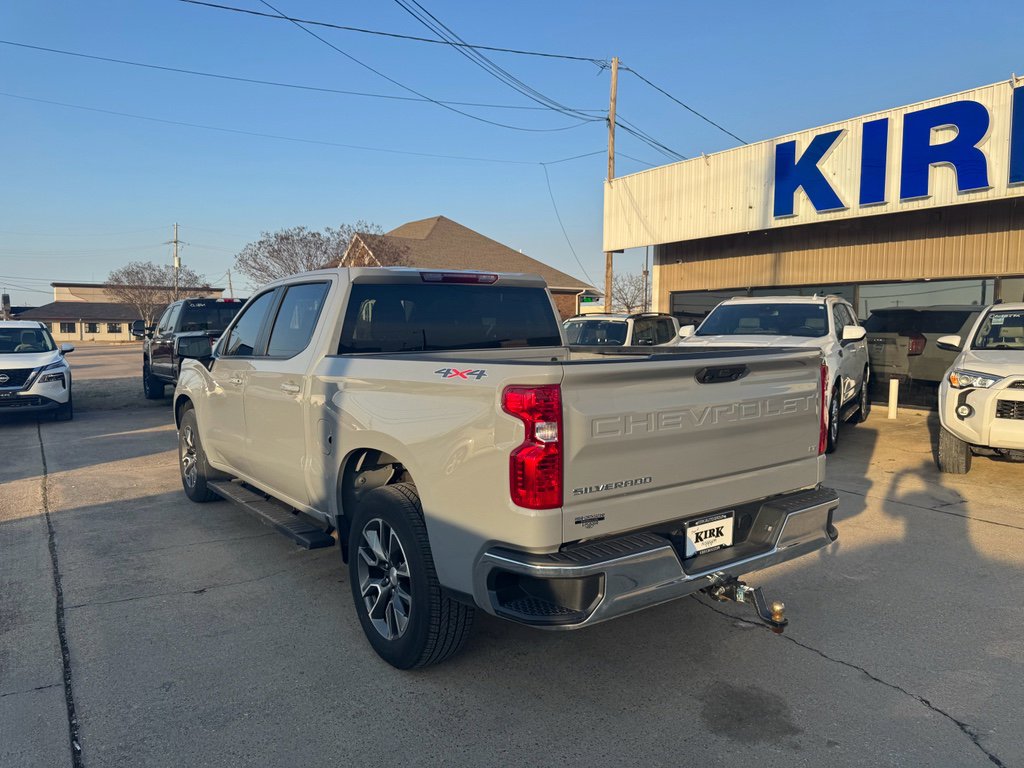 Used 2024 Chevrolet Silverado 1500 LT image 3