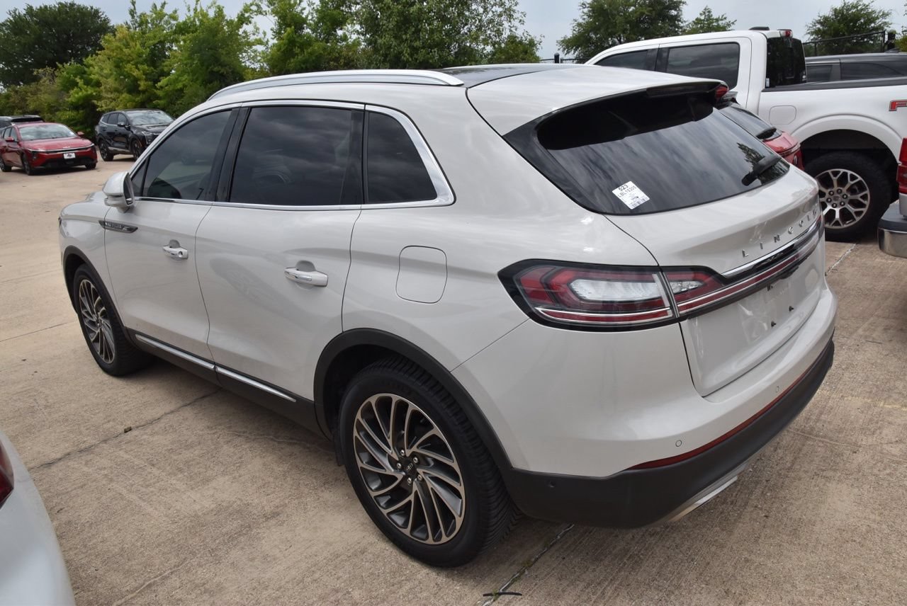 Used 2020 Lincoln Nautilus Reserve w/ Equipment Group 201A AWD/4WD image 7