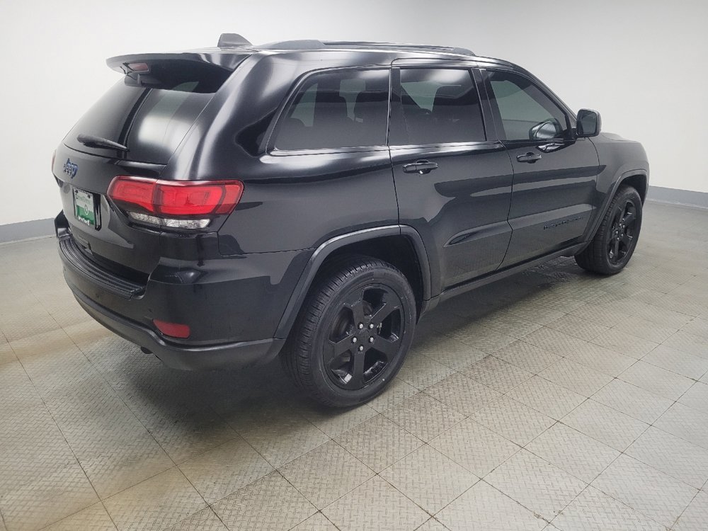 Used 2019 Jeep Grand Cherokee Laredo image 10