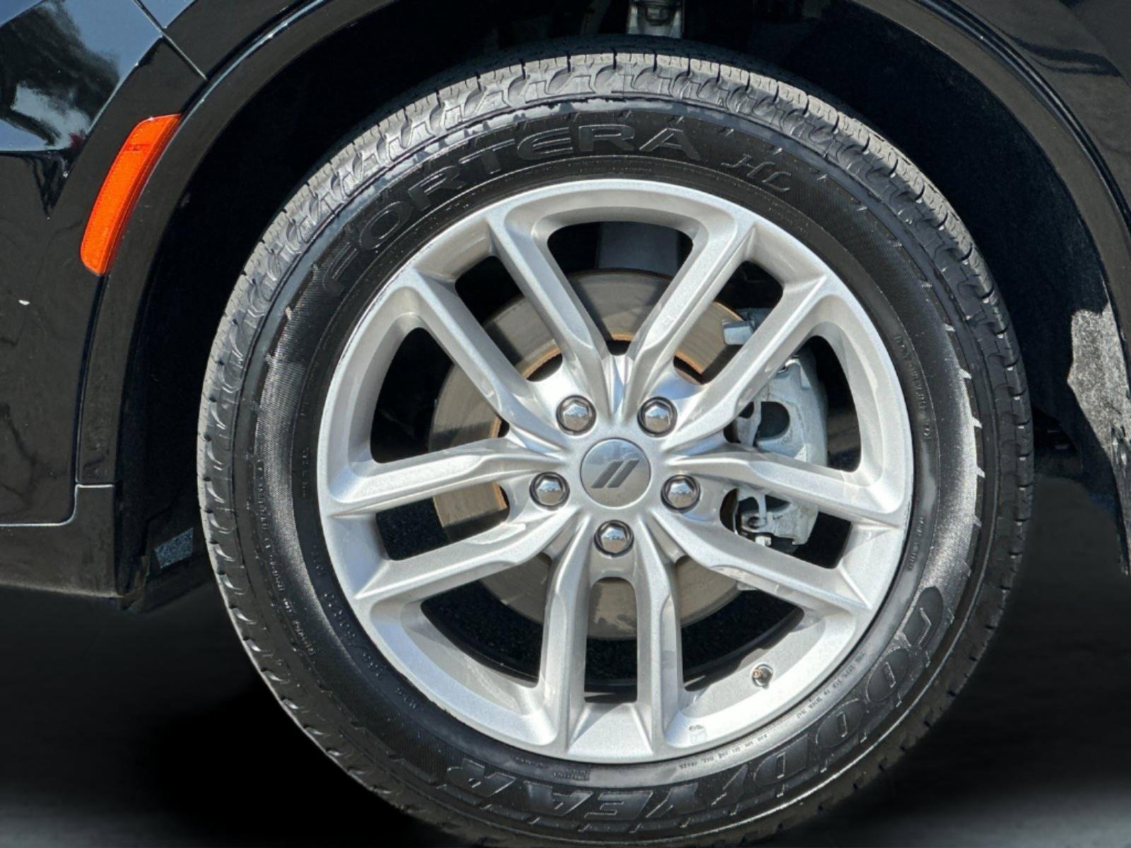 Certified 2023 Dodge Durango GT image 27