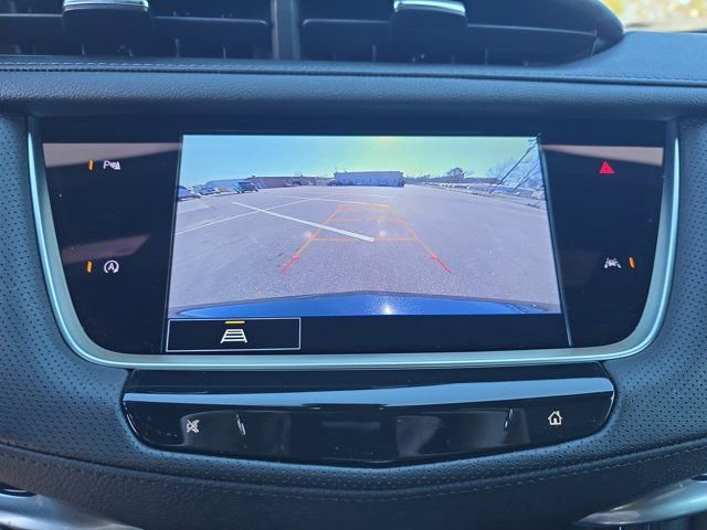 Certified 2024 Cadillac XT6 Luxury image 24