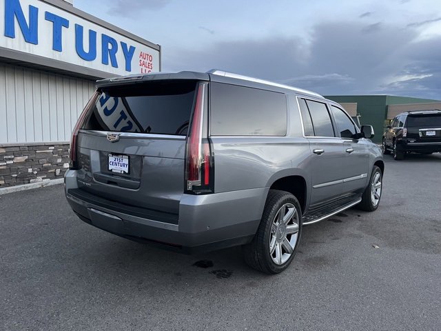 Used 2019 Cadillac Escalade ESV Luxury image 12