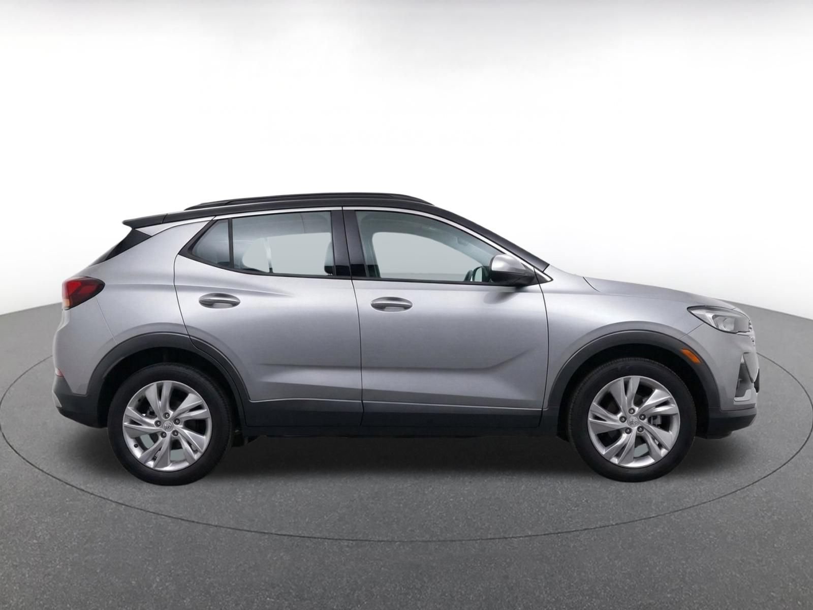 Used 2025 Buick Encore GX Preferred AWD/4WD image 9