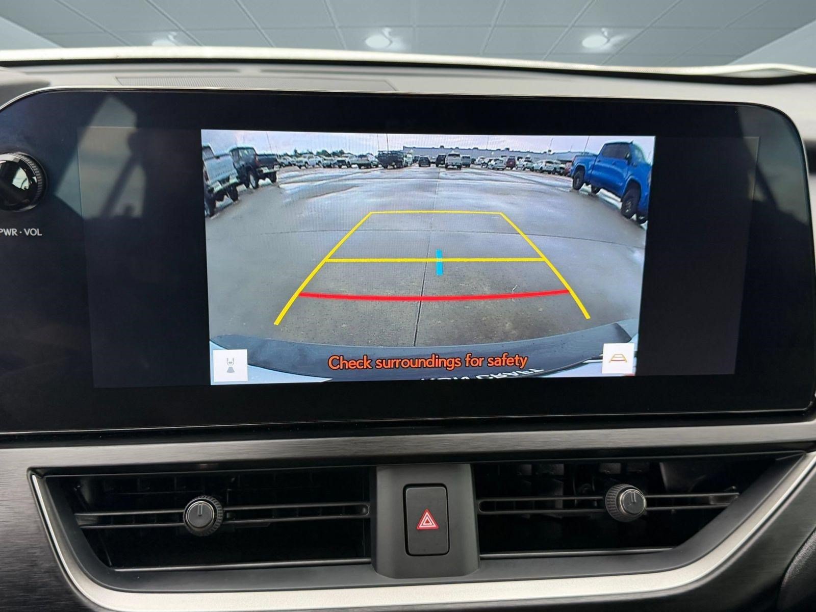 Used 2024 Lexus UX 250h F Sport FWD image 20