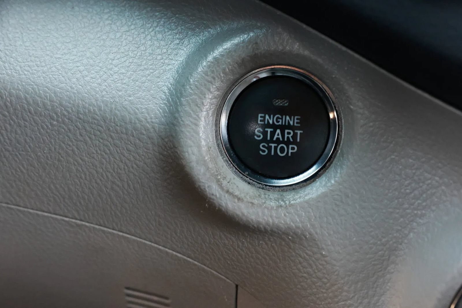 Used 2013 Toyota Highlander Limited AWD/4WD image 33