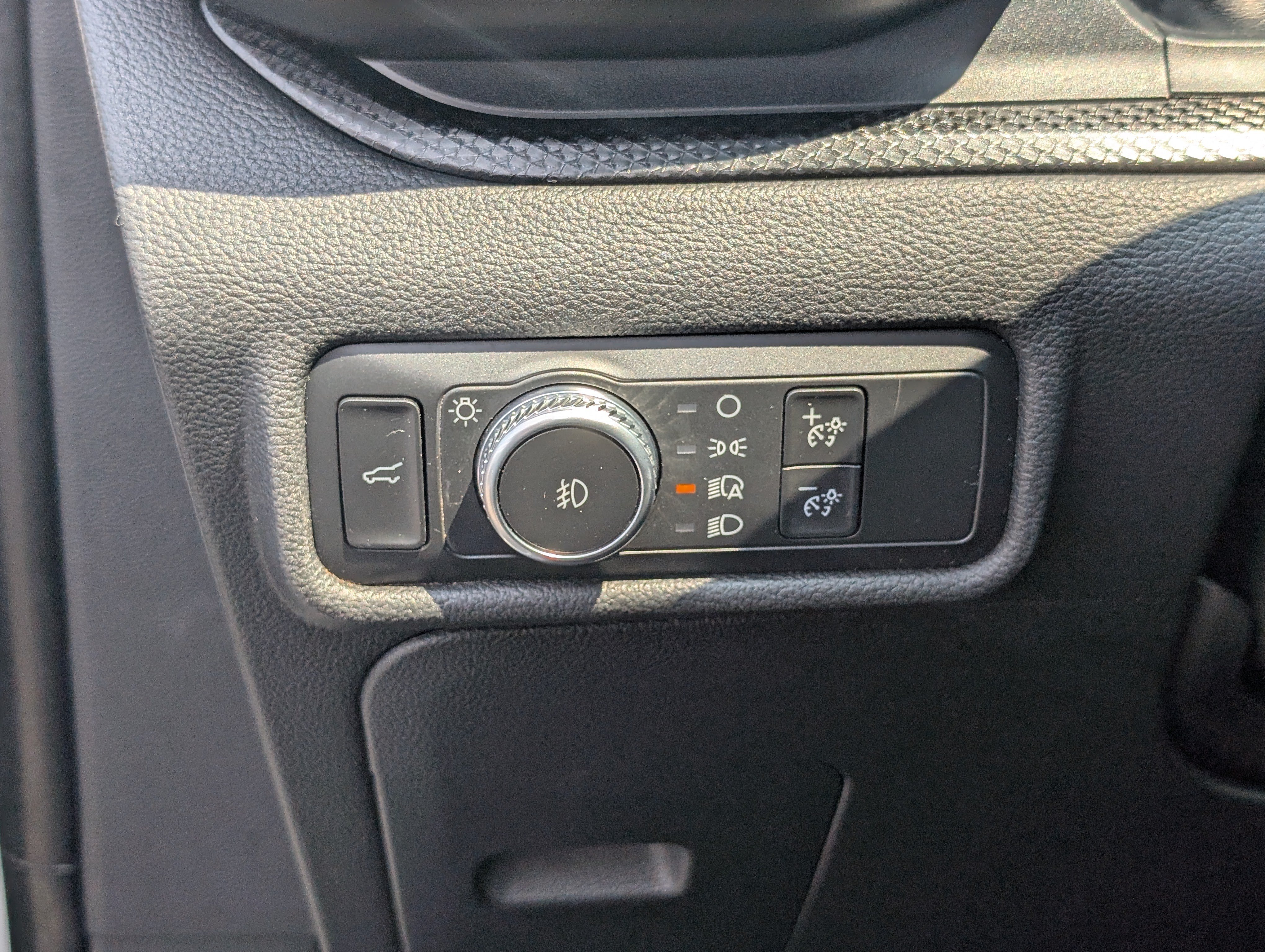 Certified 2020 Ford Explorer ST AWD/4WD image 24