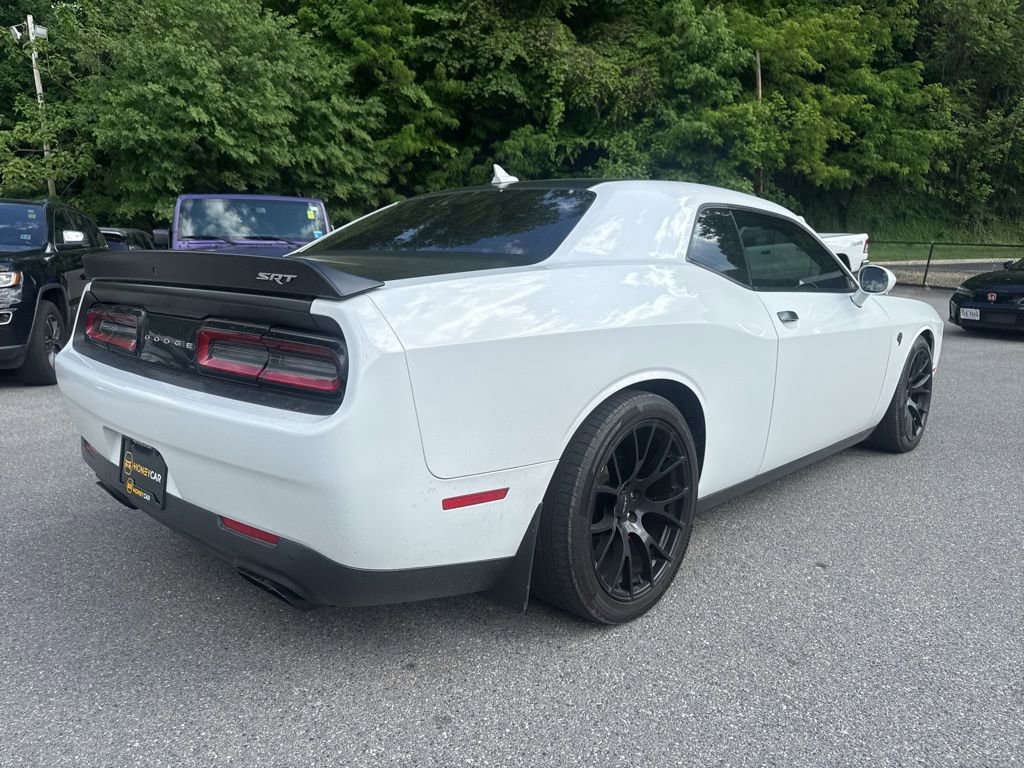 Used 2015 Dodge Challenger SRT Hellcat RWD image 4