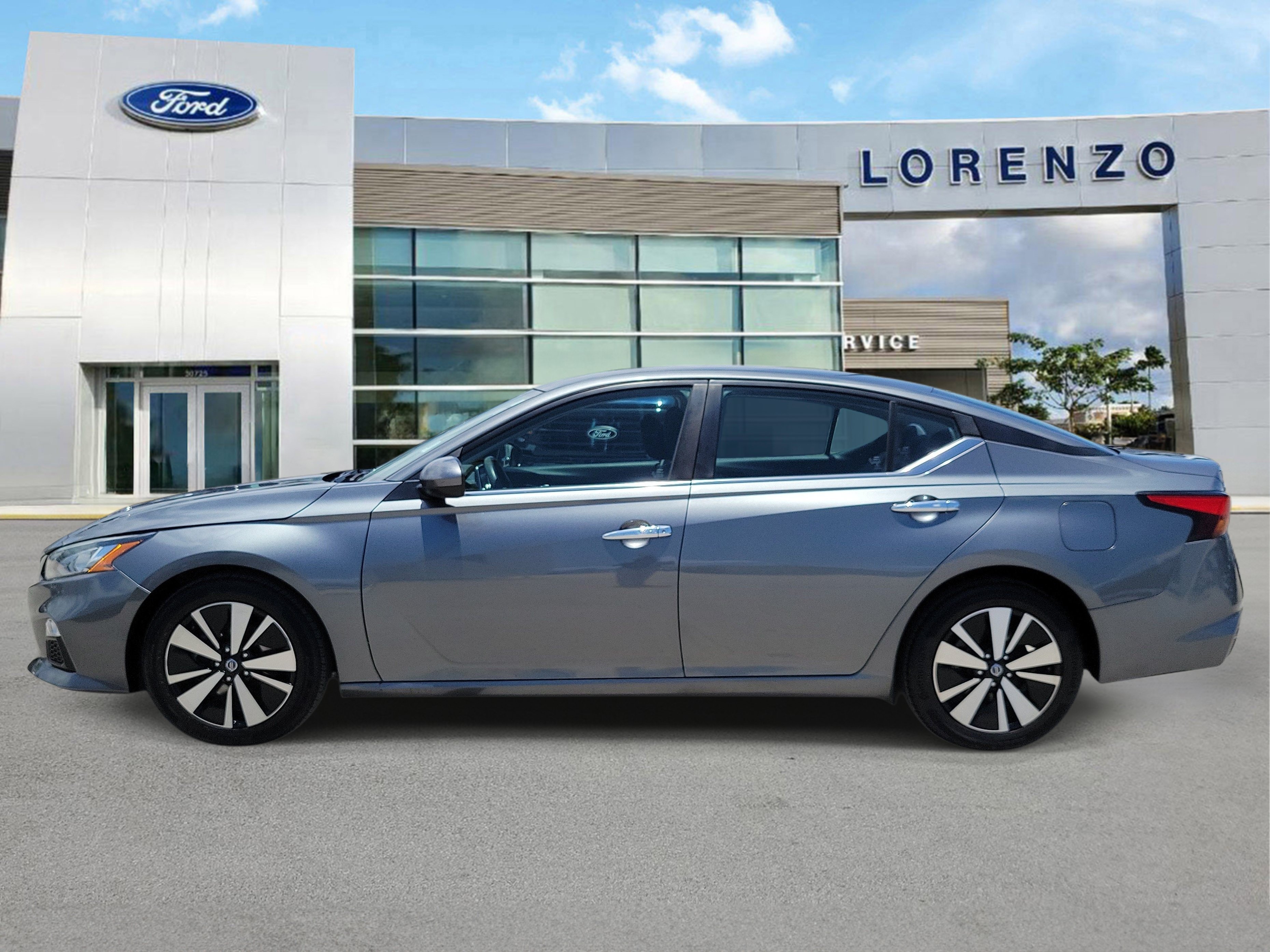 Used 2022 Nissan Altima 2.5 SV FWD image 8
