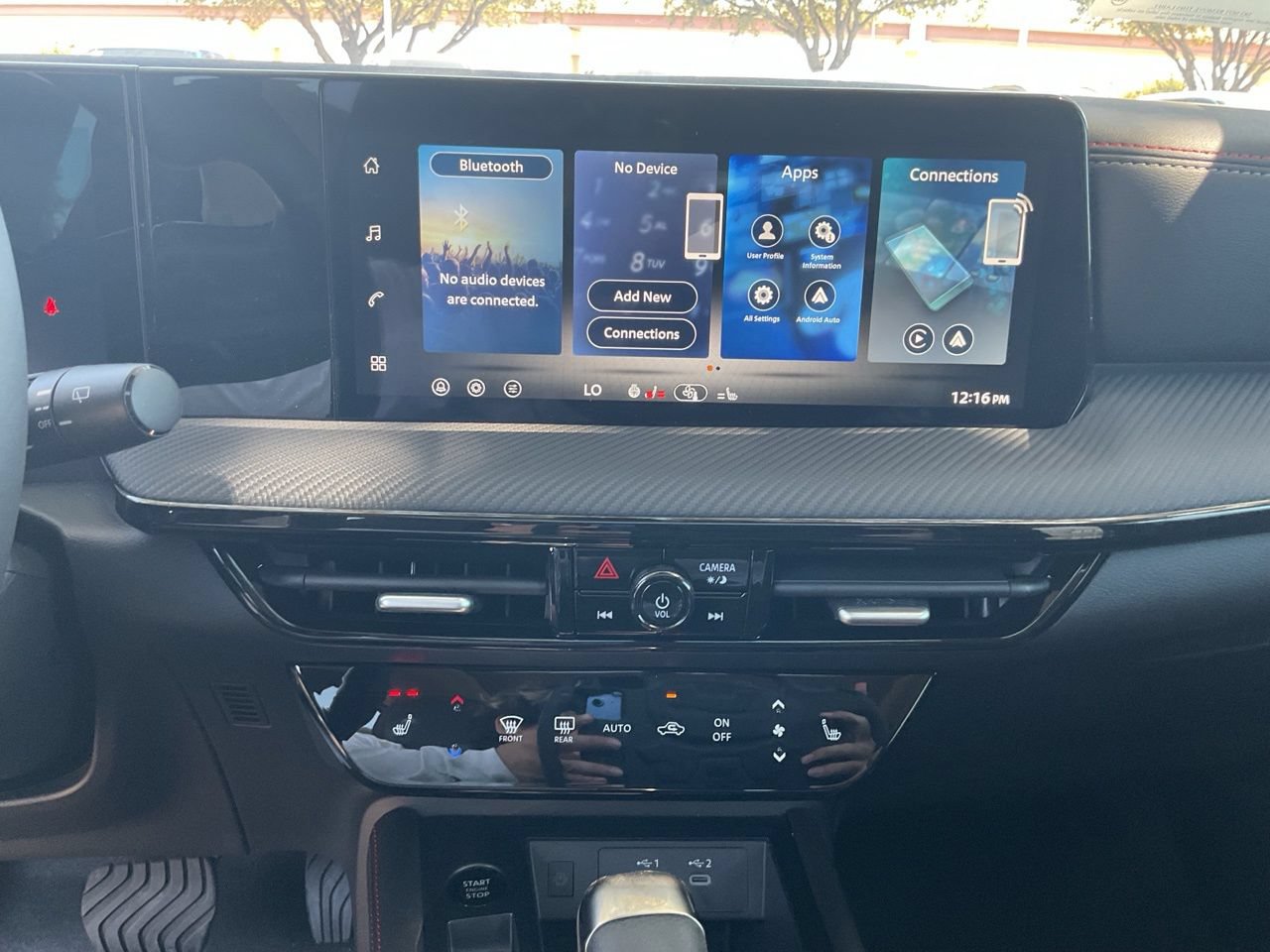 New 2027 Nissan Kicks SR AWD/4WD image 28