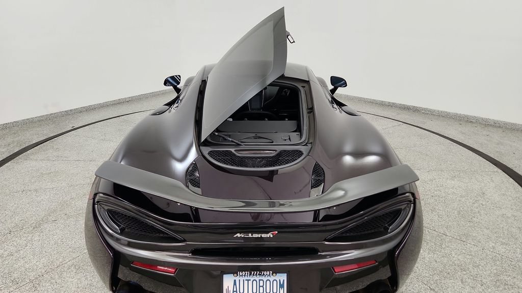 Used 2017 McLaren 570S RWD image 24